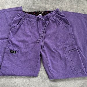Koi basics scrub bottom